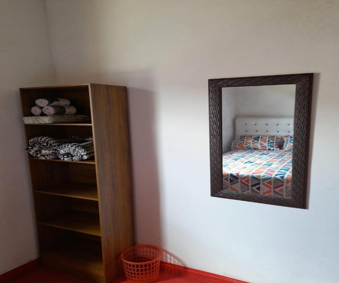 אובטובה Hostel 3.5 מראה חיצוני תמונה